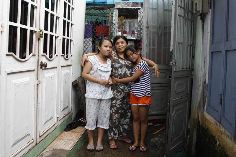 Two sisters and their aunt in Vietnam