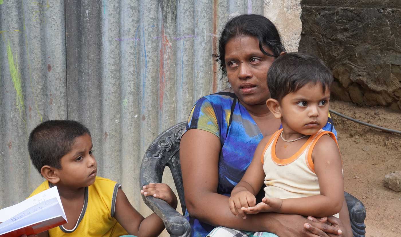 La crise économique du Sri Lanka blesse les familles et les enfants