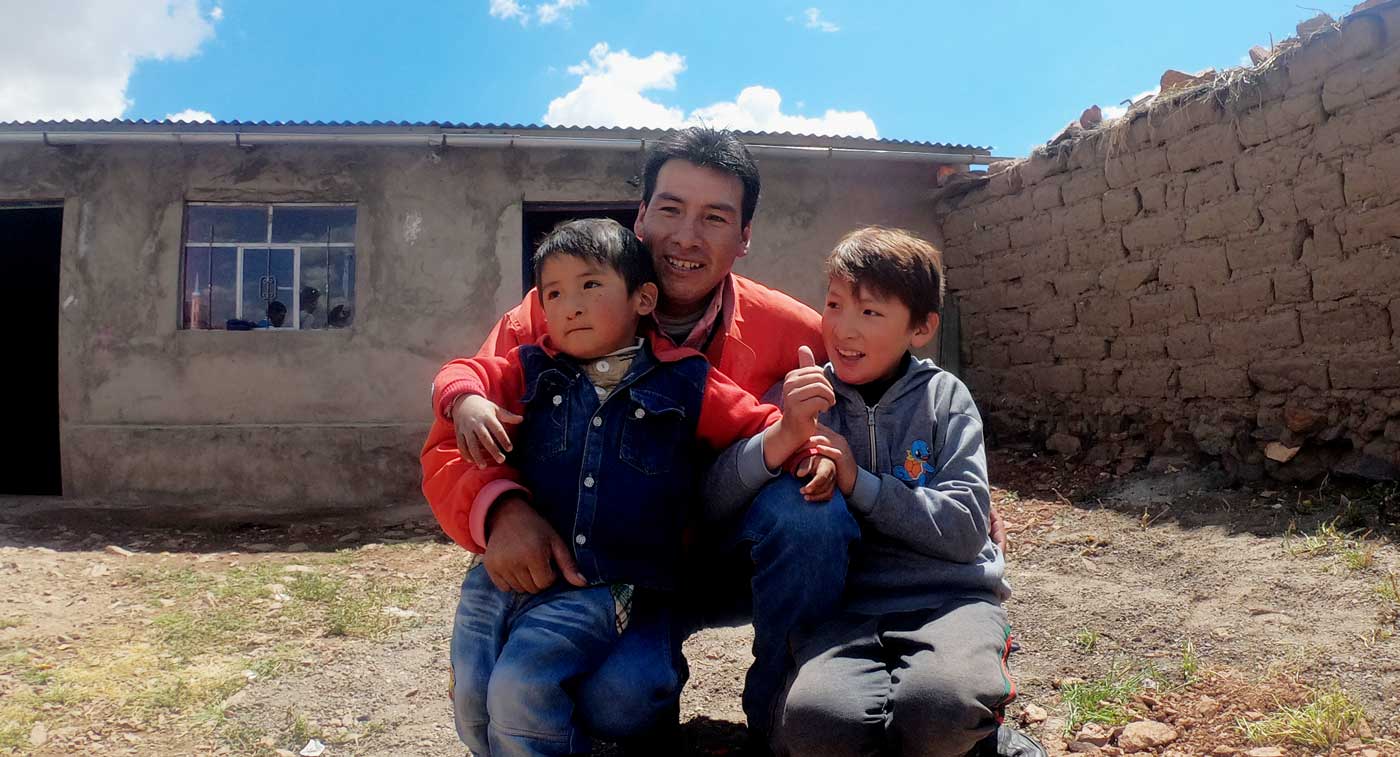 Juan experienced that his role as a single father was looked down upon in the local community