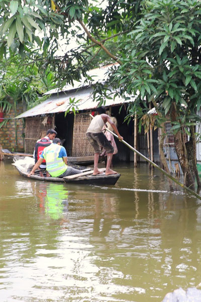 Bangladesh-ER-Khulna-inondé-600.jpg