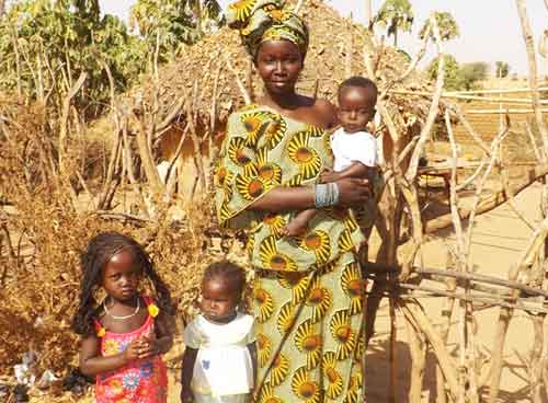 Dalla and Her Daughters in Mail