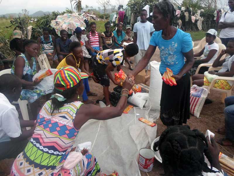 Distribution alimentaire de l'ouragan Matthew