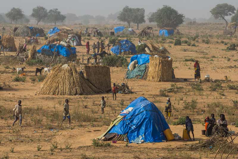 Camp de réfugiés de fortune au Niger