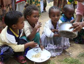Ethiopia_HM_samre_food_600