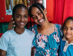 Jocaylin with her two daughters in the DR