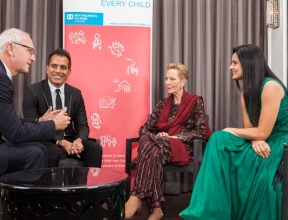 La princesse Salimah Aga Khan avec des invités à Toronto