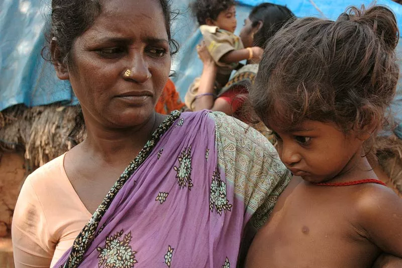 Mother and daughter impacted by poverty in India