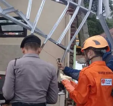 indonesia tsunami emergency