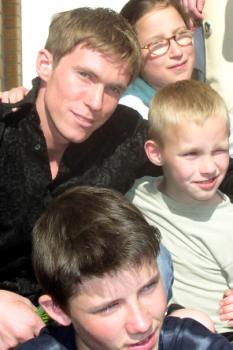 Alexandr Hleb with SOS children